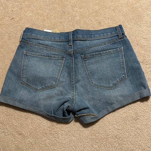 Old Navy denim shorts size 6 - Picture 2 of 3